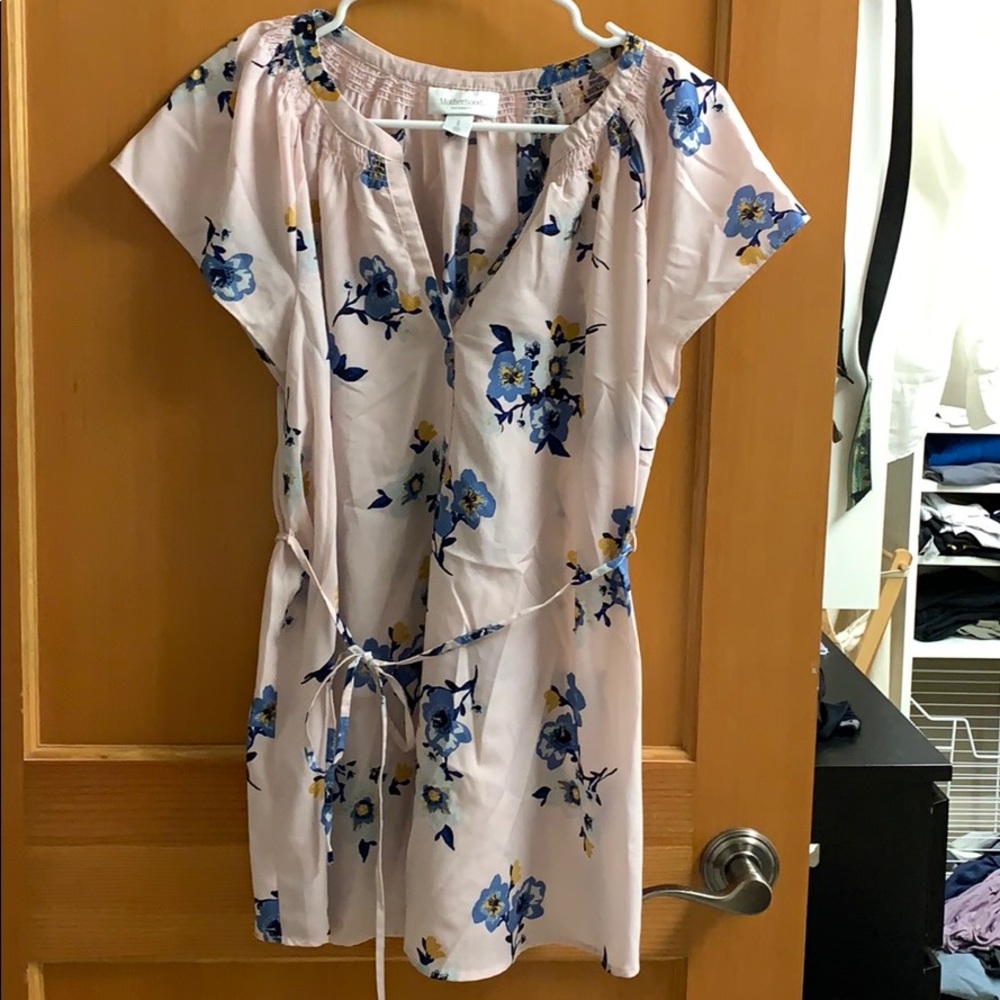 Motherhood Maternity blouse